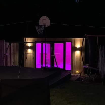 bespoke cabin 1 party