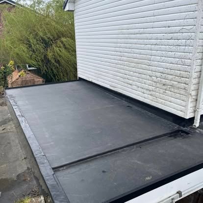 EPDM roofing by Woodland Views
