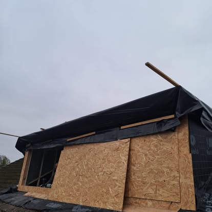 Roof rebuild with OSB boarding and felt