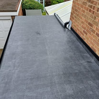 EPDM flat roof on garage extension