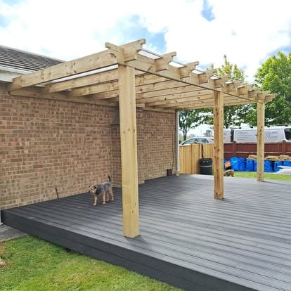 Bungalow composite deck and timber pergola