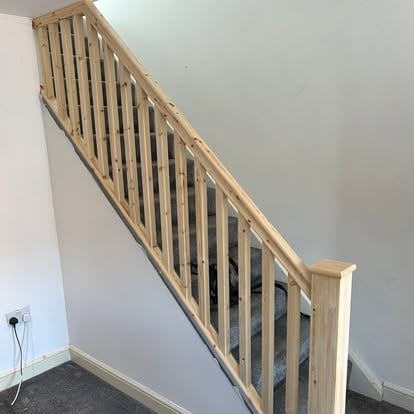 Pine staircase spindles and balustrade